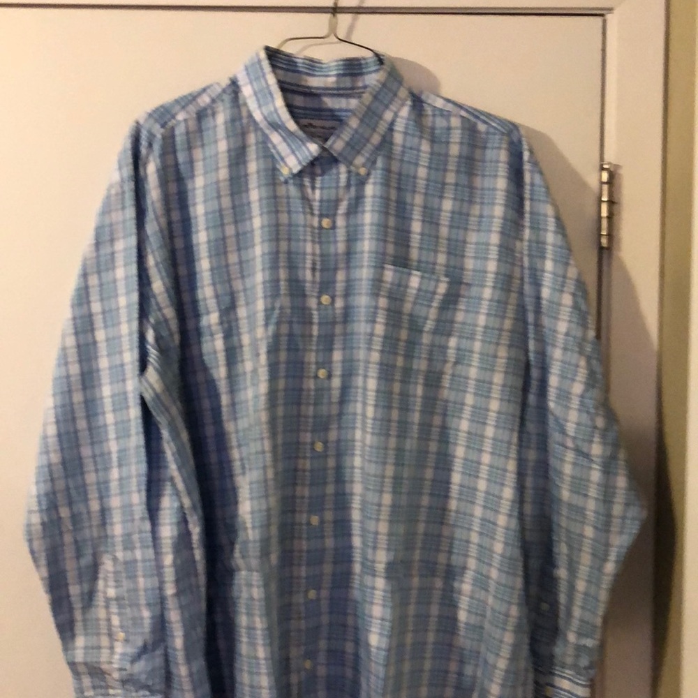 Classic Peter Millar long sleeved plaid button up, XXL, blue and white pattern.